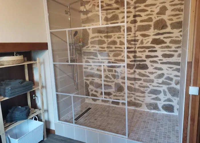 Des Cotes De Sioule Vakantiehuis